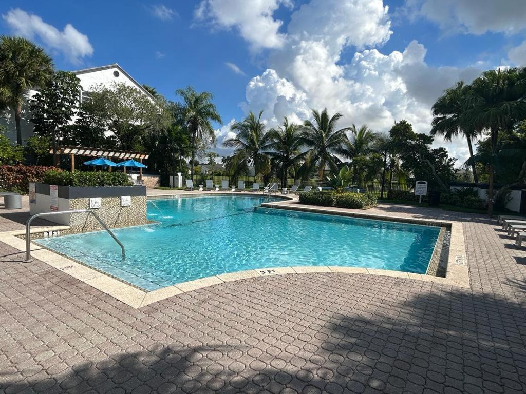 Santa Catarina Apartment Doral Exterior photo